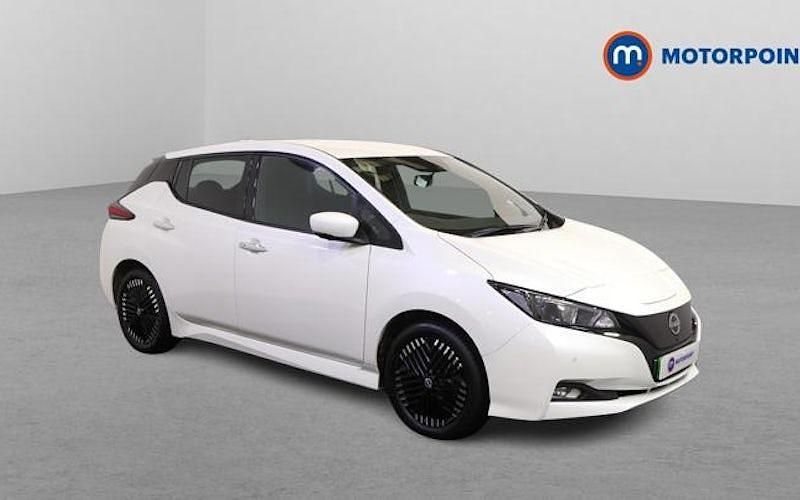 Used Nissan Leaf N-Connecta 110 kW (150 HP) 2025 Hatchback