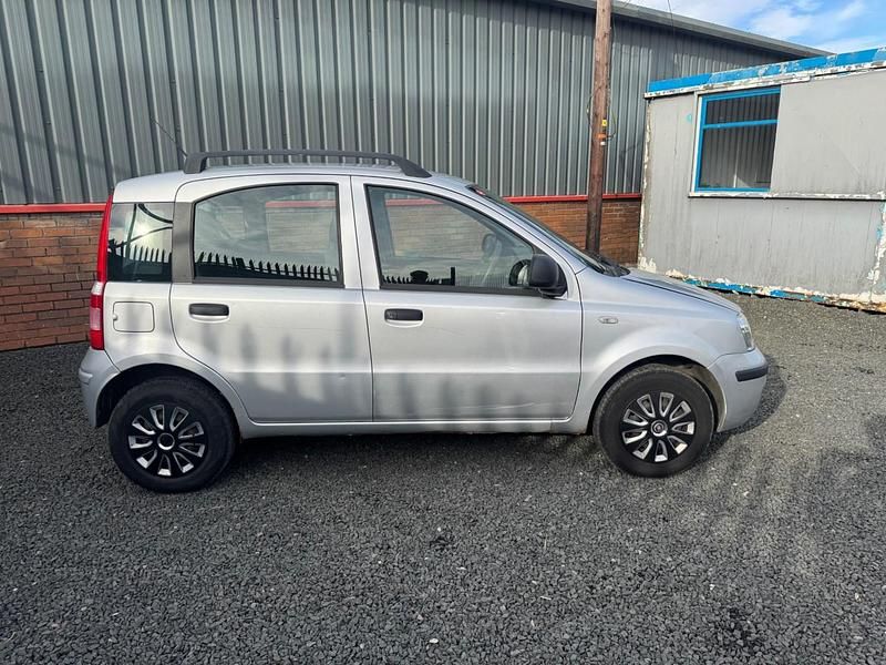 Used Fiat Panda Active 54 HP (39 kW) 2010 Silver Hatchback