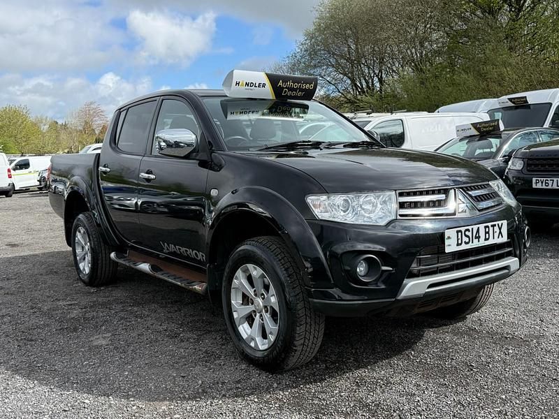 Used Mitsubishi L200 Warrior 176 HP (129 kW) 2014 Black Pickup