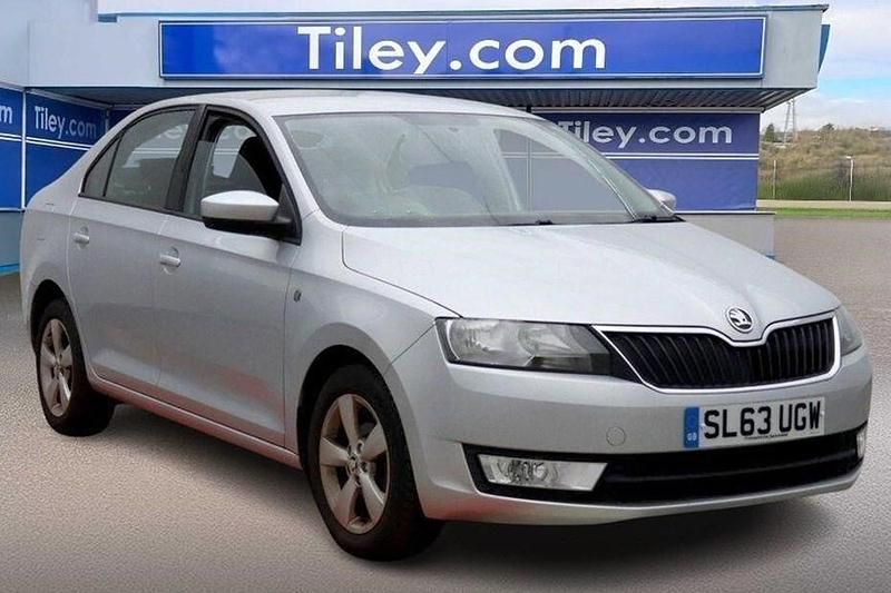 Used Skoda Rapid SE 2014 Silver Hatchback