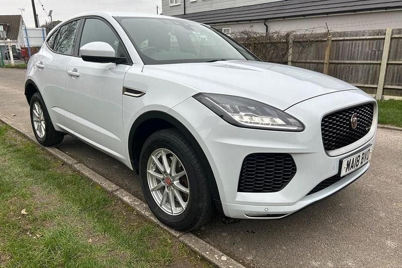 Używany Jaguar E-Pace R-Dynamic 150 KM (110 kW) 2018 Biały SUV
