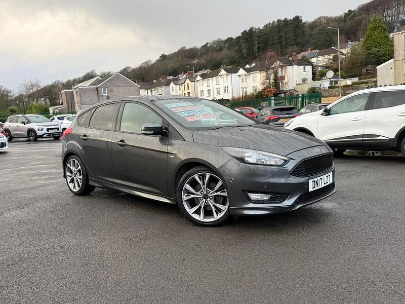 Used Ford Focus ST-Line 2017 Grey Hatchback