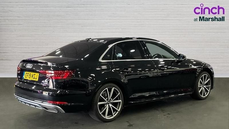 Used Audi A4 S-Line 190 HP (139 kW) 2019 Black Sedan