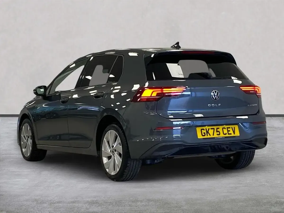 Used VW Golf VIII Match 204 HP (150 kW) 2025 Grey Hatchback