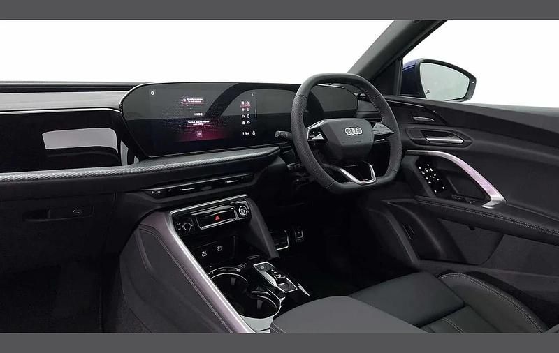 Used Audi Q5 Sportback S-Line 200 HP (147 kW) 2025 Blue SUV