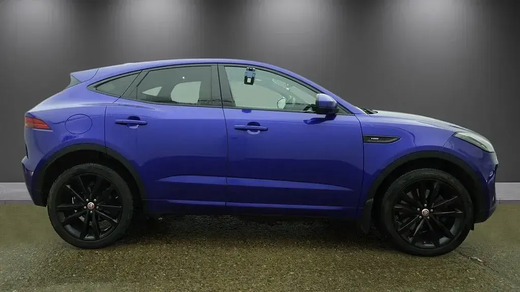 Used Jaguar E-Pace R-Dynamic 240 HP (176 kW) 2019 Blue SUV