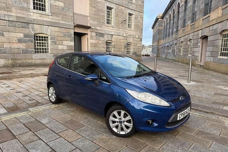 Blue Used 2009 Ford Fiesta Zetec Hatchback | £1,850 (Fair price) - Image 1/1