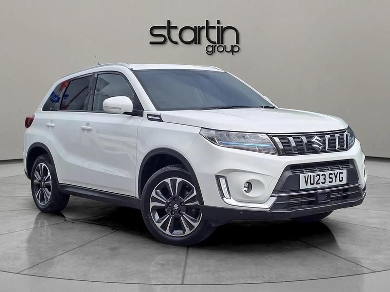 White Used 2023 Suzuki Vitara SZ5 SUV | £15,499 (Good price) - Image 1/4