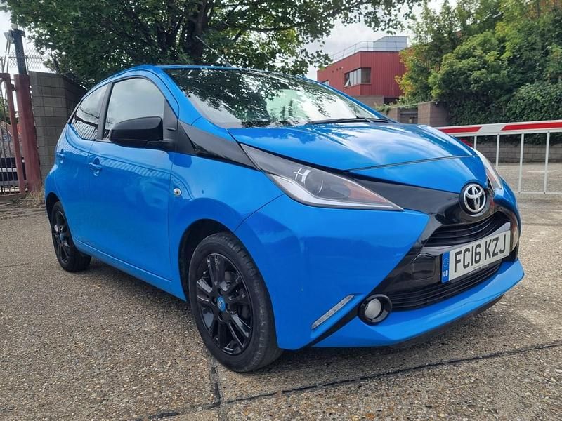 Blue Used 2016 Toyota Aygo X-cite Hatchback | £3,395 (Fair price) - Image 1/4
