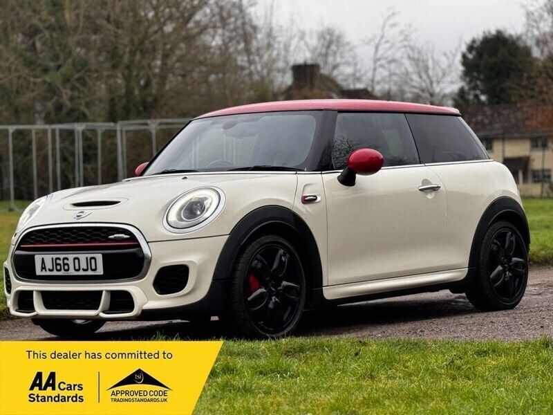 White Used 2017 Mini John Cooper Works Hatch Hatchback | £12,675 (Fair price) - Image 1/4