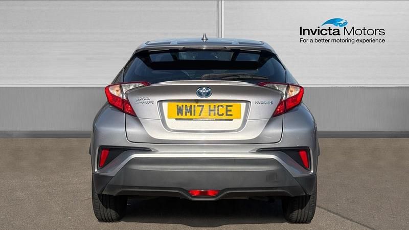 Used Toyota C-HR 122 HP (89 kW) 2017 Metal stream metallic SUV