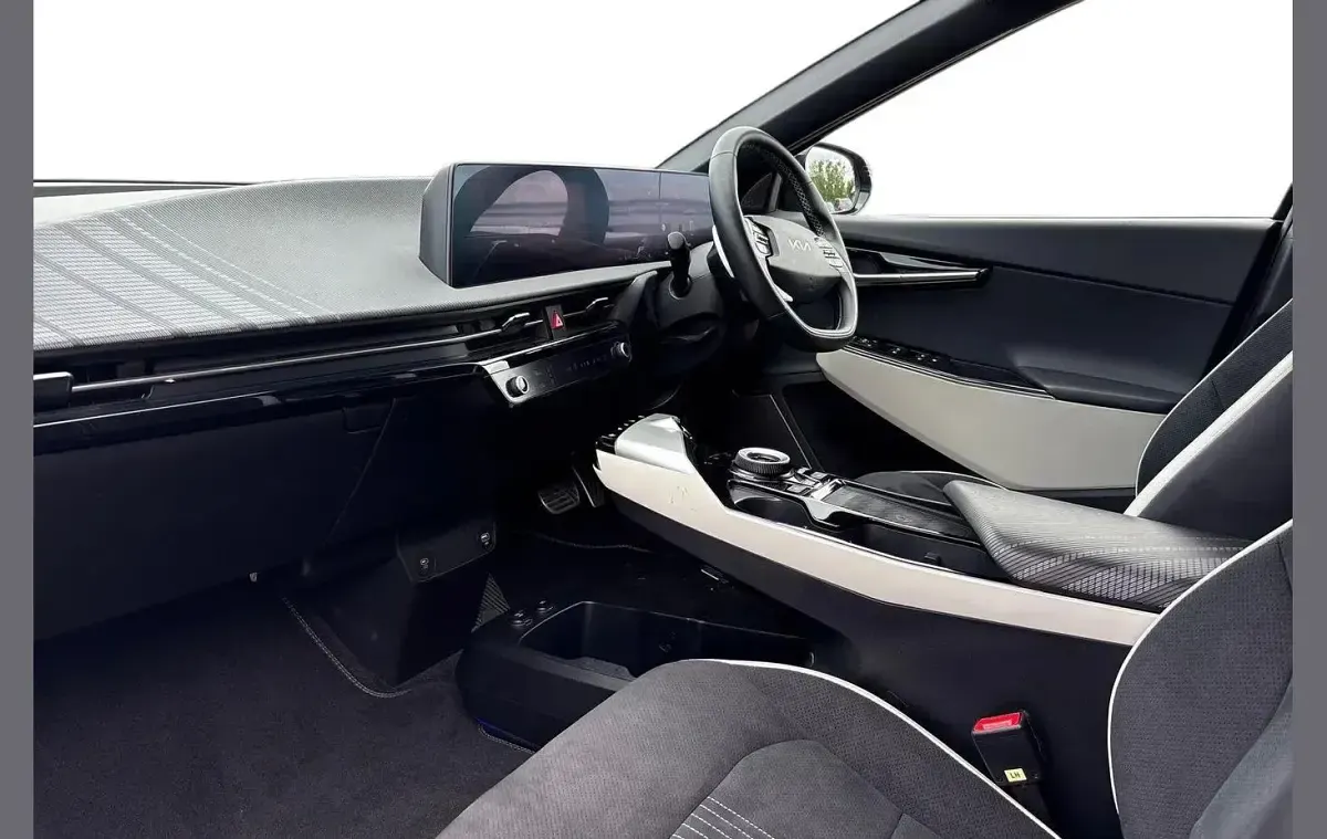Used Kia EV6 GT-Line S 166 kW (226 HP) 2023 Midnight black SUV