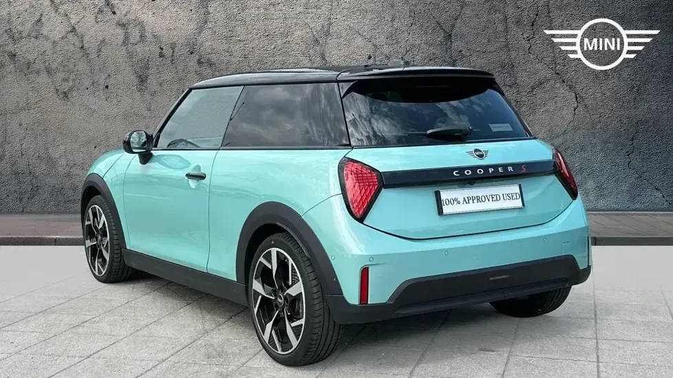 Used Mini Cooper S Hatch 201 HP (147 kW) 2025 Green Hatchback