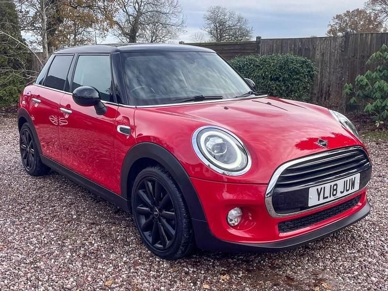 Red Used 2018 Mini Cooper D Hatch Hatchback | £9,250 (Fair price) - Image 1/4