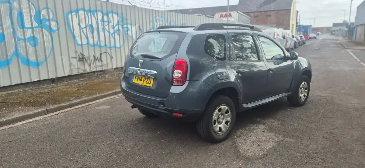 Used Dacia Duster Ambiance 110 HP (80 kW) 2014 Grey SUV