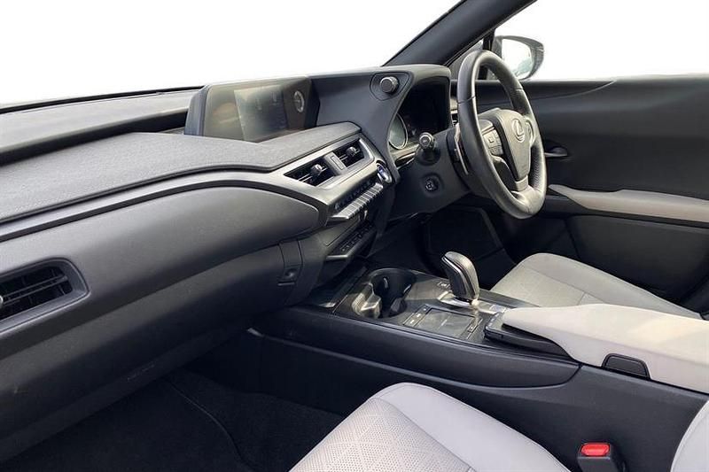 Used Lexus UX 150 kW (204 HP) 2021 Sonic grey SUV