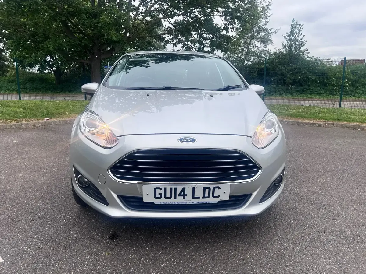 Used Ford Fiesta Zetec 2014 Silver Hatchback