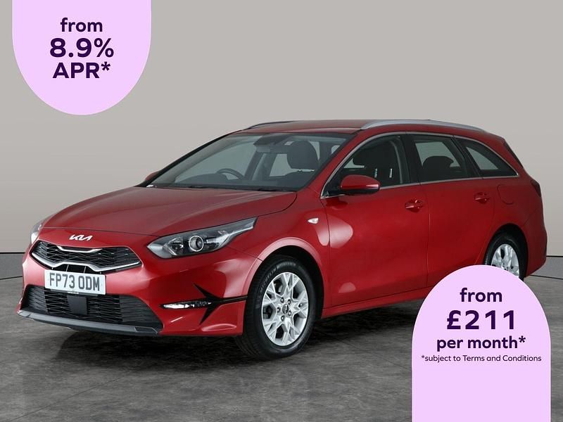 Red Used 2023 Kia Ceed Hatchback | £15,277 (Good price) - Image 1/2