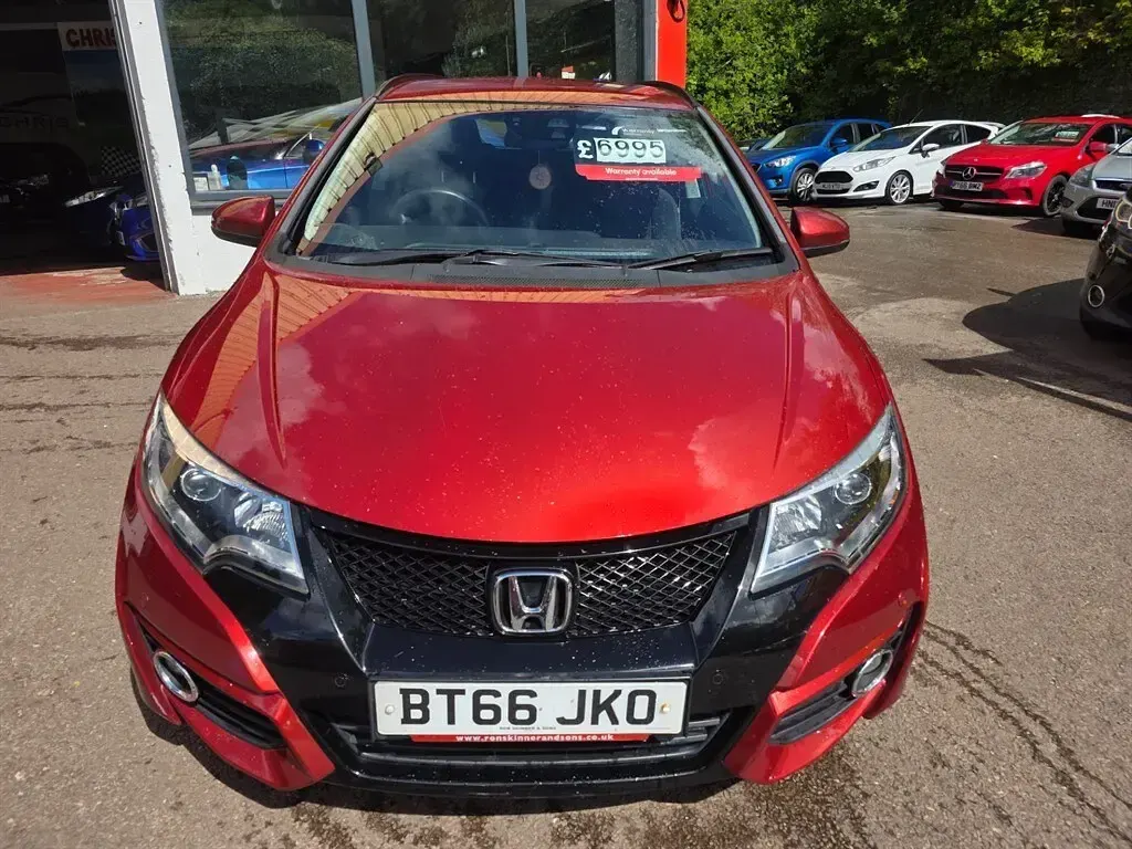 Used Honda Civic SE Plus 120 HP (88 kW) 2016 Red Estate