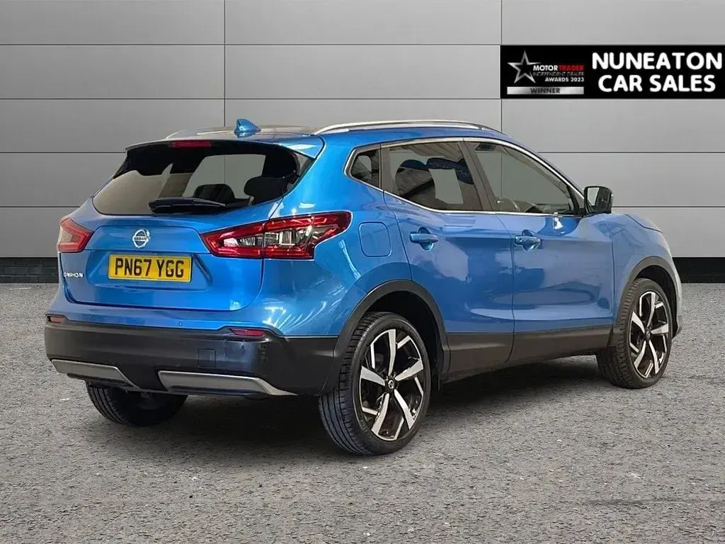 Used Nissan Qashqai S 115 HP (84 kW) 2017 Blue SUV
