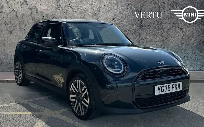 Used Mini Cooper Classic 150 kW (204 HP) 2025 Hatchback