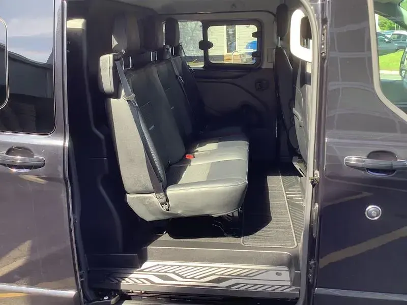 Used Ford Transit Custom Active 170 HP (125 kW) 2023 Black Van