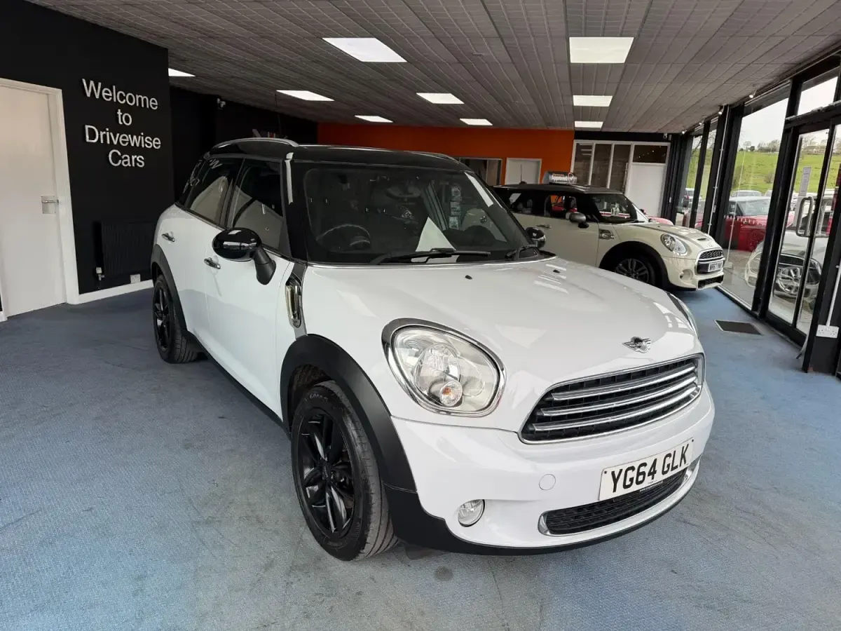 Usado Mini Cooper D Business 2014 Blanco Utilitario