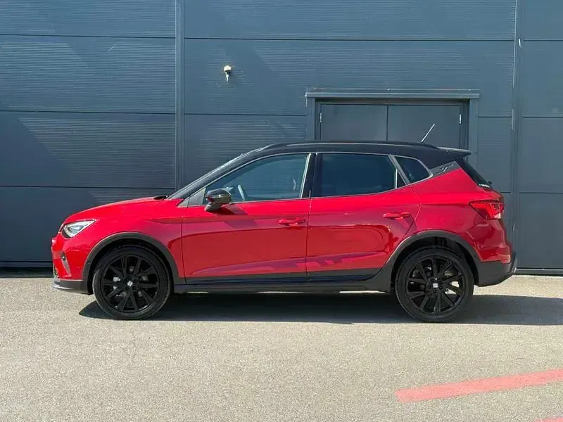 New Seat Arona Black Edition 2026 Desire red SUV