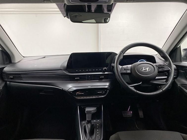 Used Hyundai i20 Premium 2024 White Hatchback