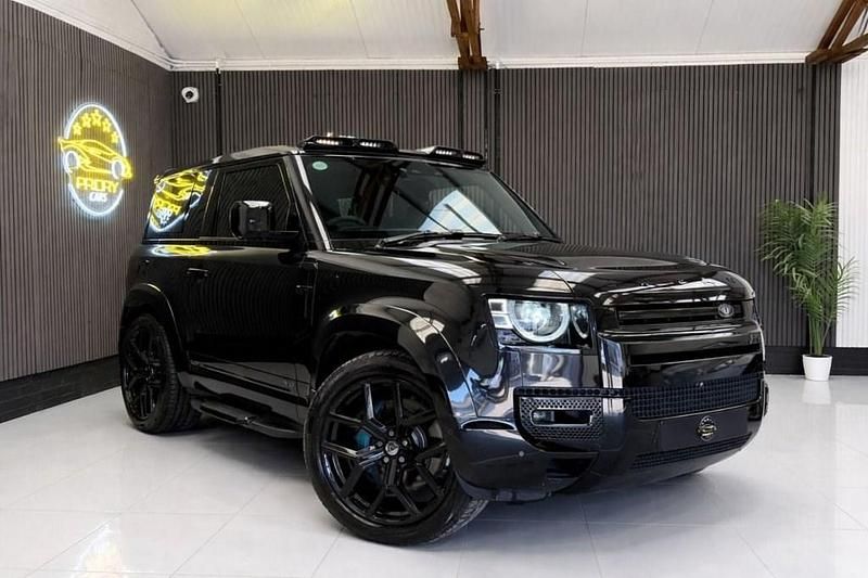 Used Land Rover Defender S 525 HP (386 kW) 2022 Black Estate