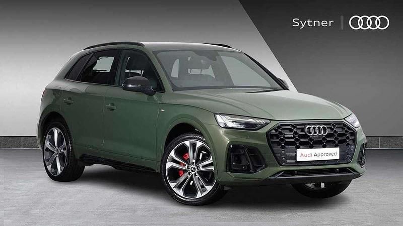Green Used 2022 Audi Q5 Comfort SUV | £37,000 (Fair price) - Image 1/4