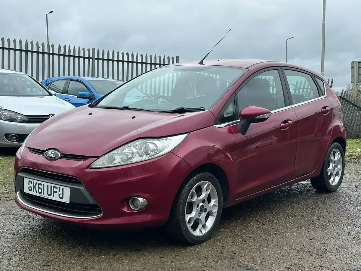 Used Ford Fiesta Zetec 2011 Red Hatchback