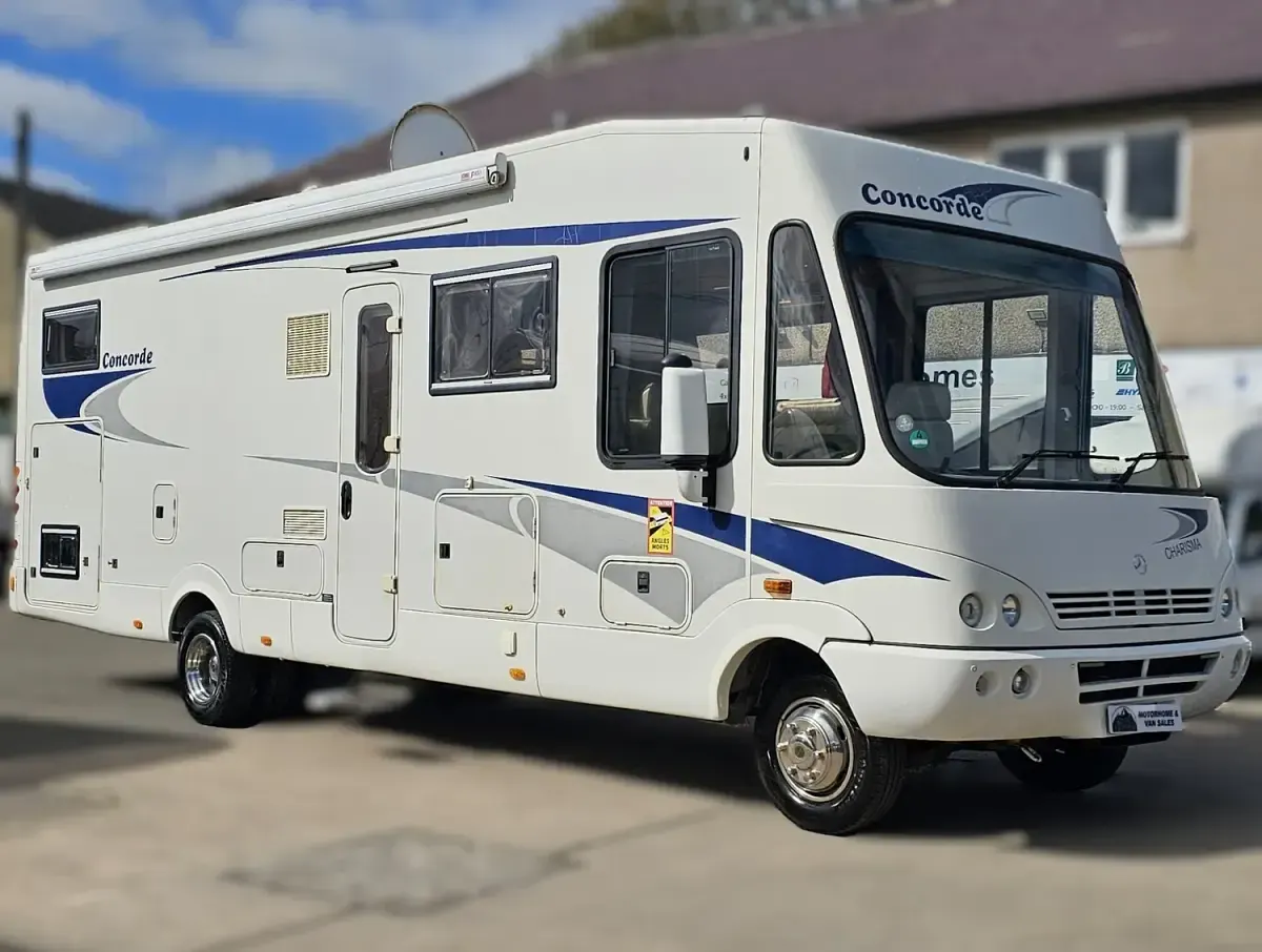 Used Mercedes Sprinter Luxury 2005 White