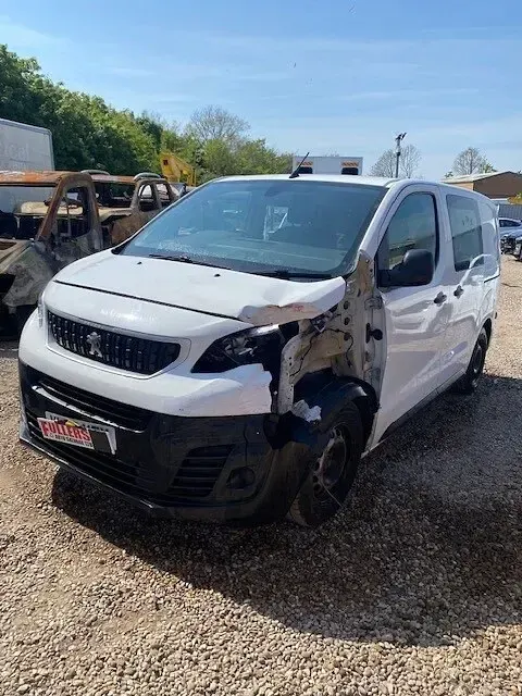 Used Peugeot Expert 100 HP (73 kW) 2020 White Van