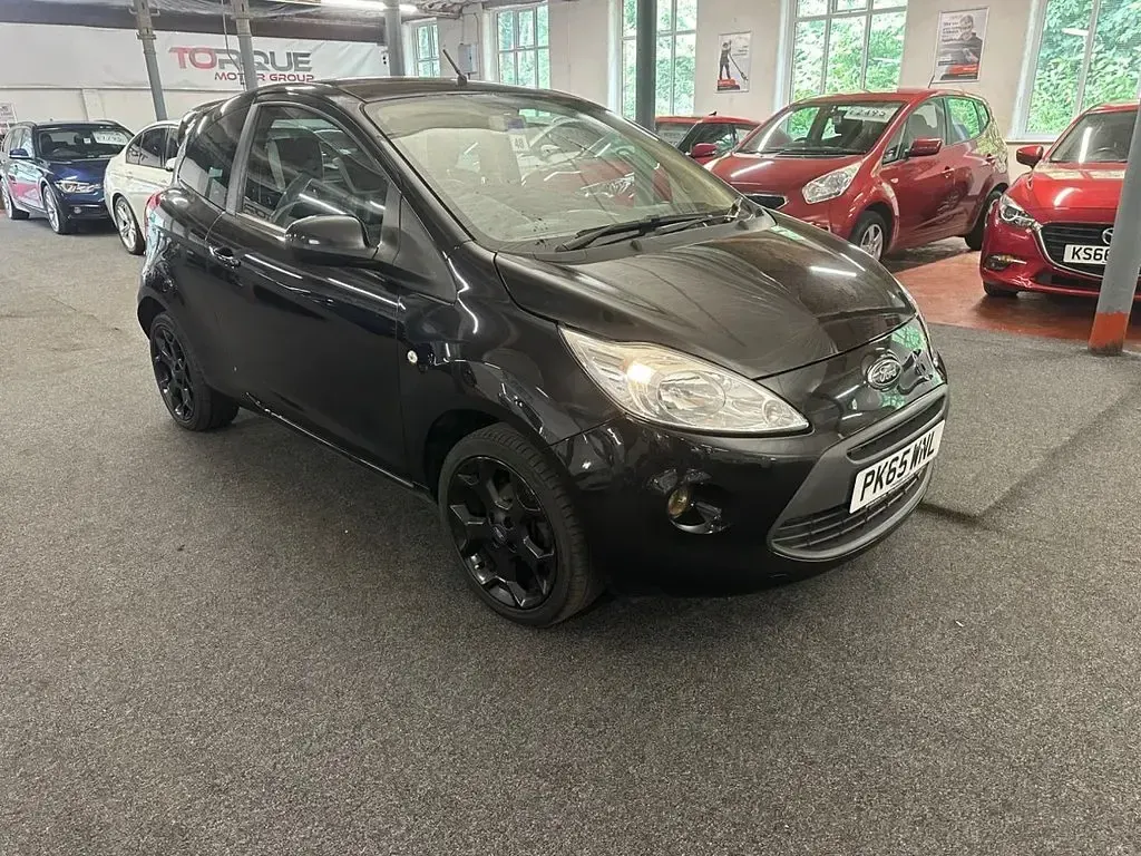 Used Ford Ka Zetec 69 HP (50 kW) 2015 Black Hatchback