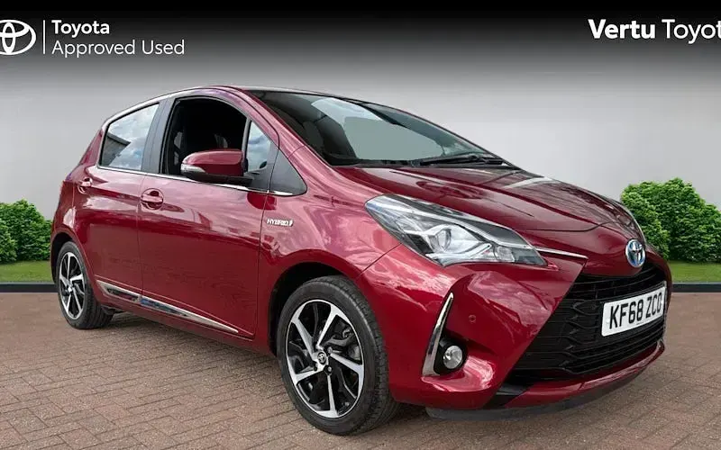 Used Toyota Yaris 101 HP (74 kW) 2020 Hatchback