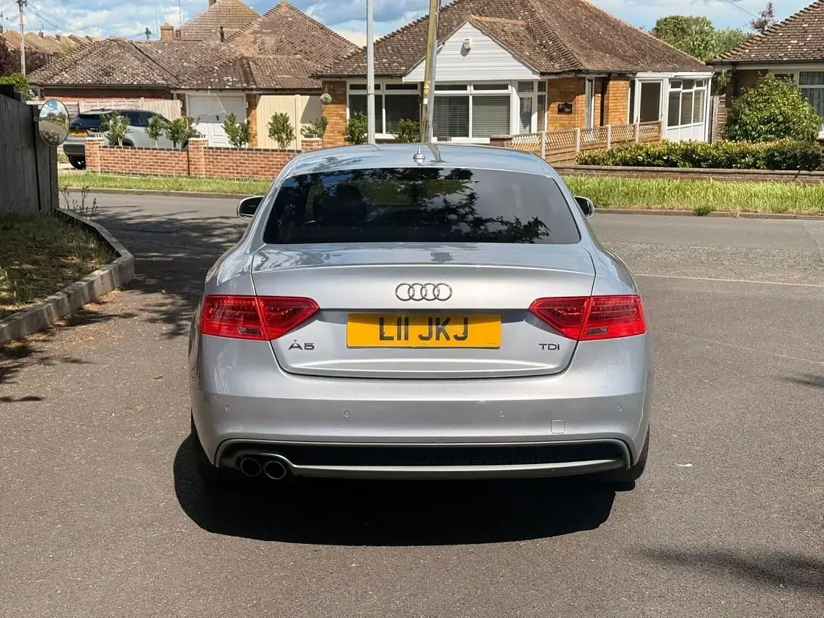 Used Audi A5 Black Edition 177 HP (130 kW) 2014 Silver Coupe