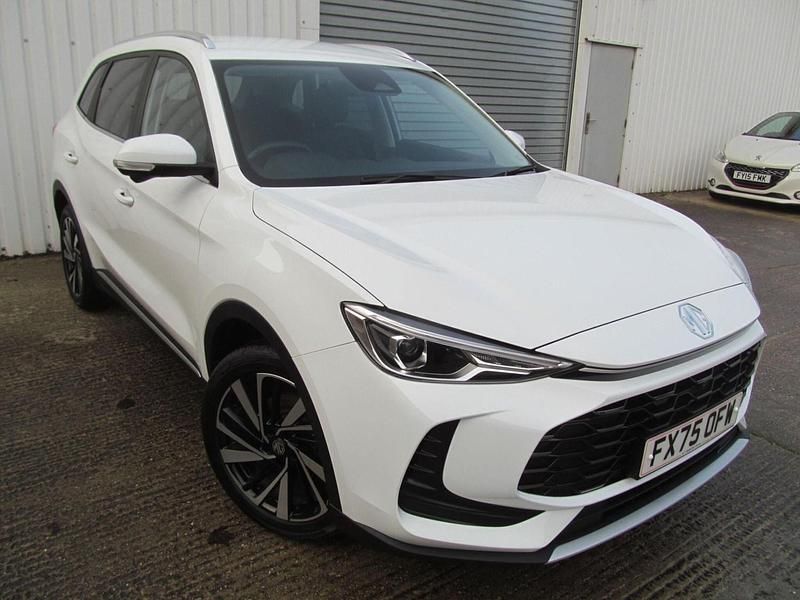 White New 2025 MG ZS Trophy Hatchback | £21,995 (A bit pricey) - Image 1/4