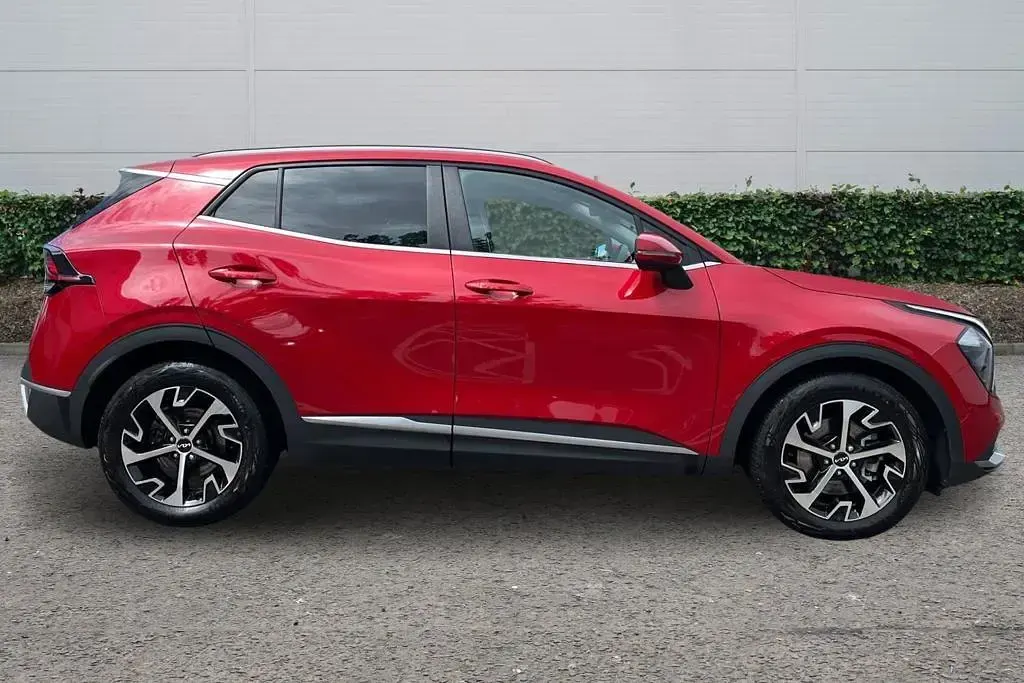 Used Kia Sportage 136 HP (100 kW) 2025 Red SUV
