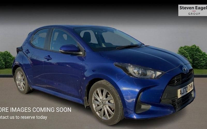 Used 2025 Toyota Yaris Hybrid Hatchback | £18,760 (Good price) - Image 1/4