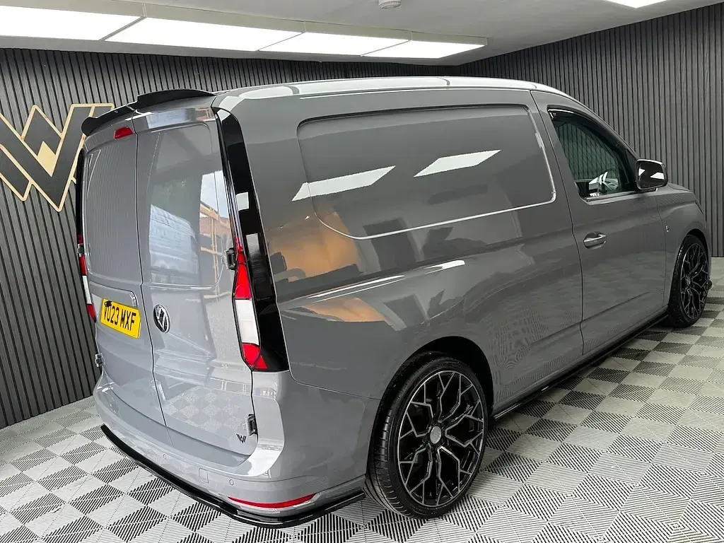 Used VW Caddy Edition 102 HP (75 kW) 2023 Pure grey MPV
