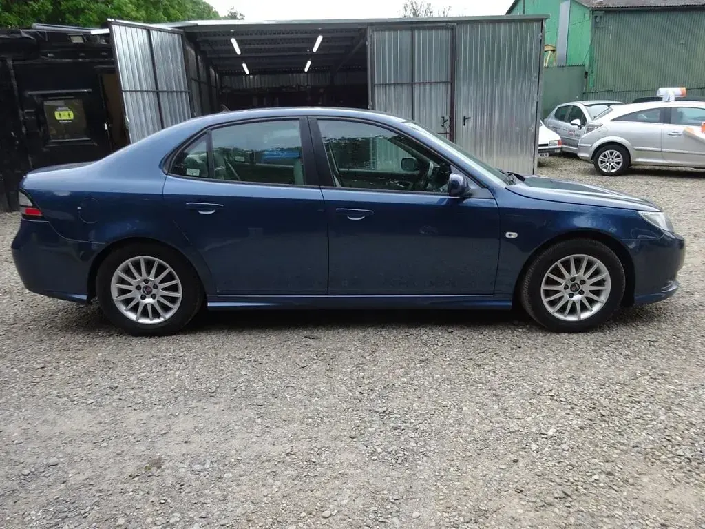 Used Saab 9-3 Linear 150 HP (110 kW) 2009 Blue Sedan