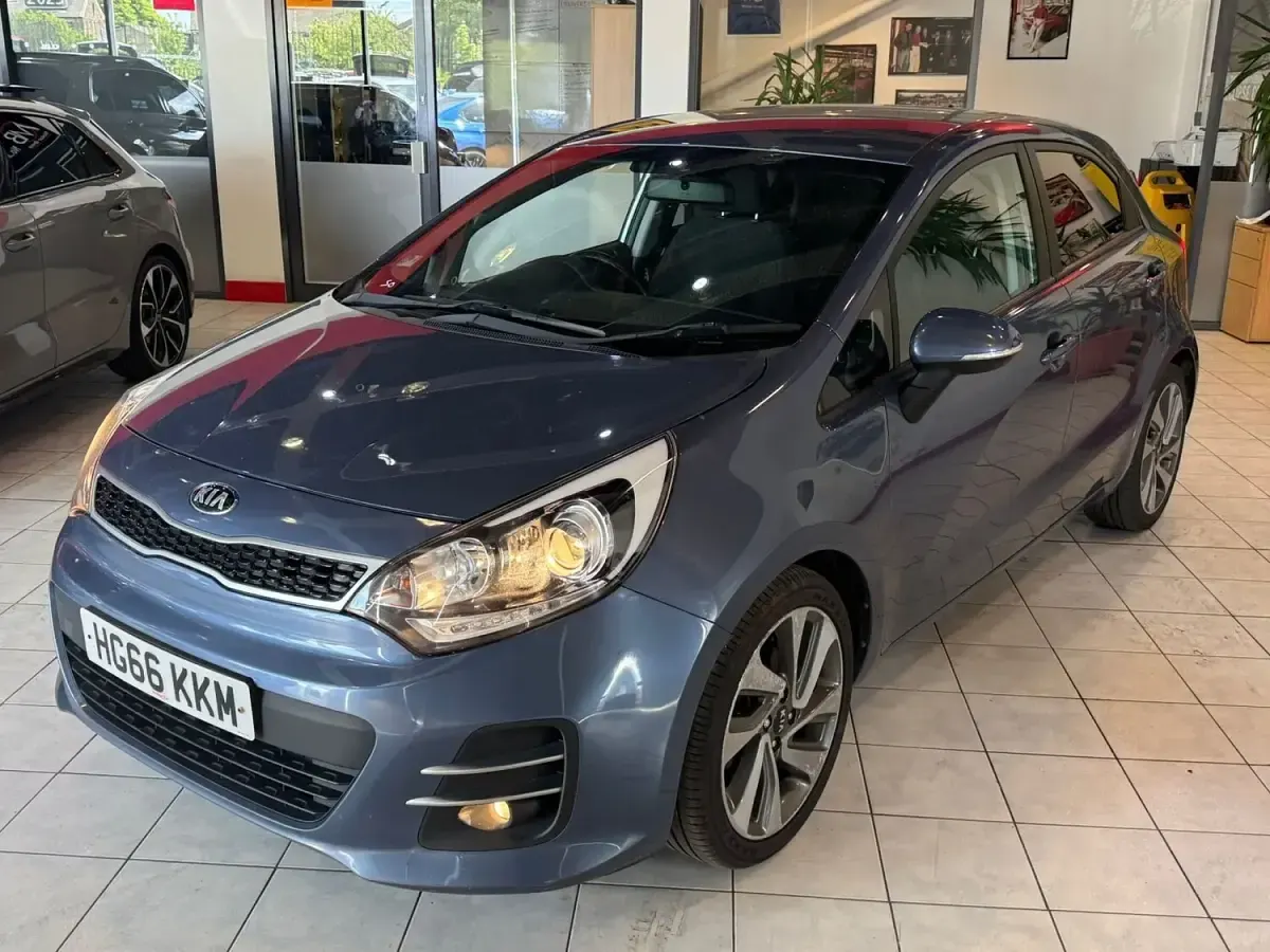 Used Kia Rio 2016 Blue Hatchback
