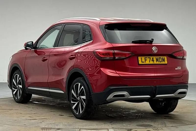 Used MG ZS Trophy 196 HP (144 kW) 2024 Tri coat  dynamic red SUV