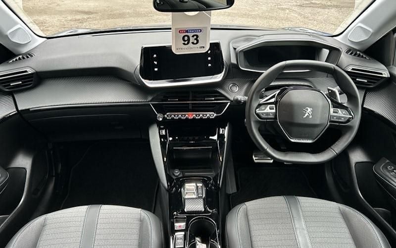 Used Peugeot 208 Allure+ 102 HP (75 kW) 2023 Hatchback