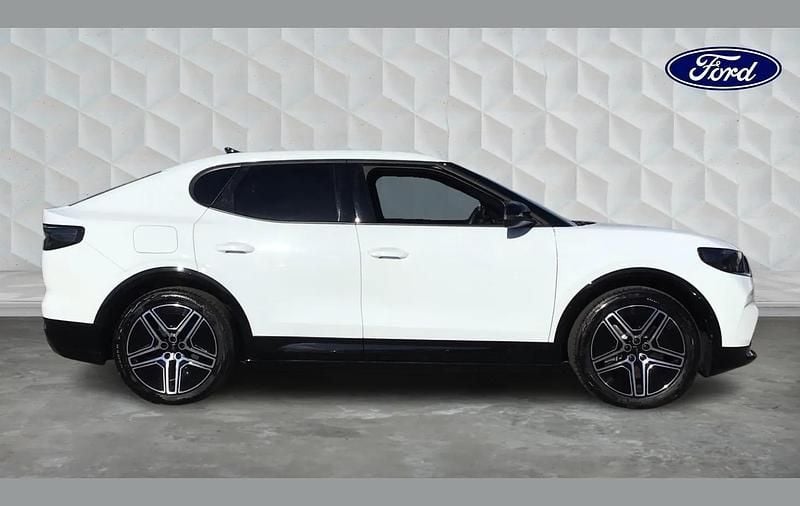 Used Ford Capri Extended Range 210 kW (286 HP) 2025 Frozen white SUV