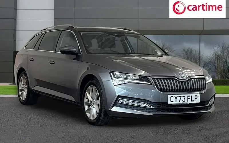 Used Skoda Superb SE Technology 218 HP (160 kW) 2023 Estate