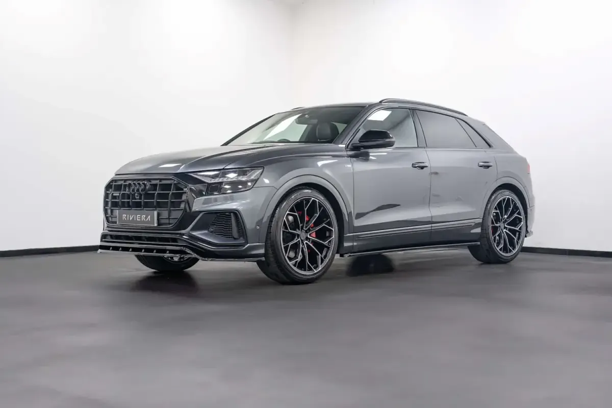 Używany Audi Q8 Black Edition 340 KM (250 kW) 2023 Szary SUV