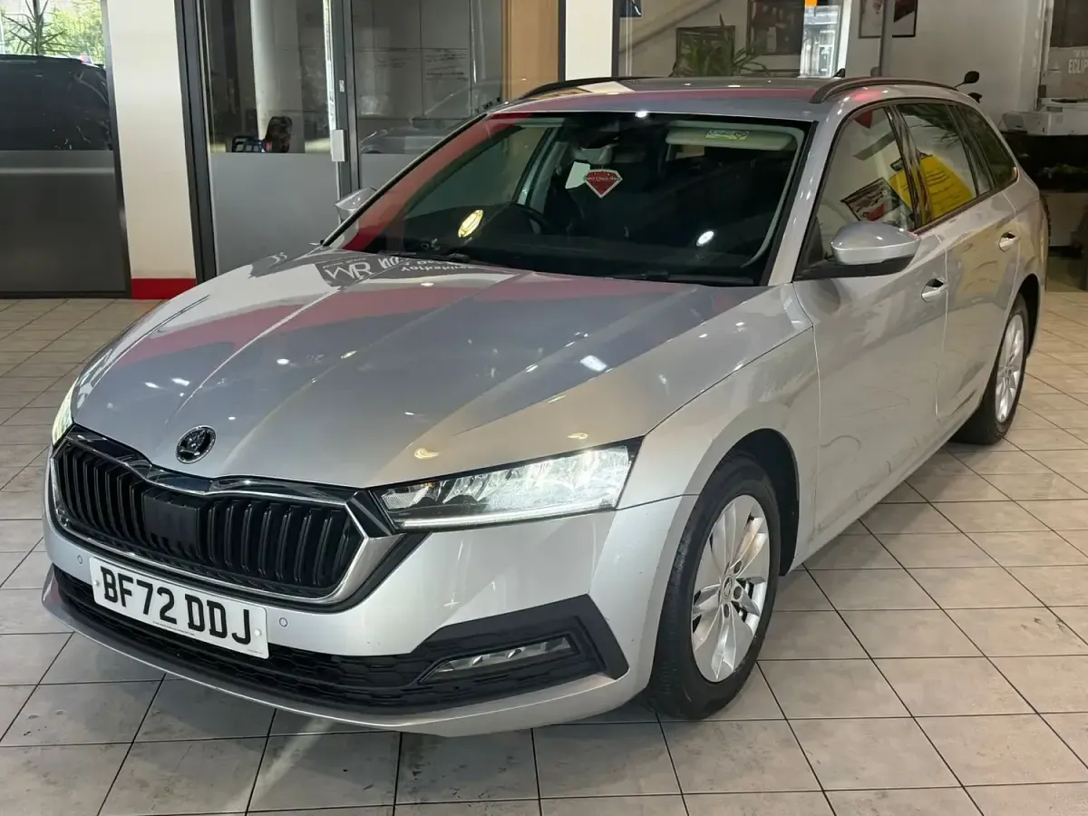 Used Skoda Octavia SE Technology 150 HP (110 kW) 2022 Silver Estate