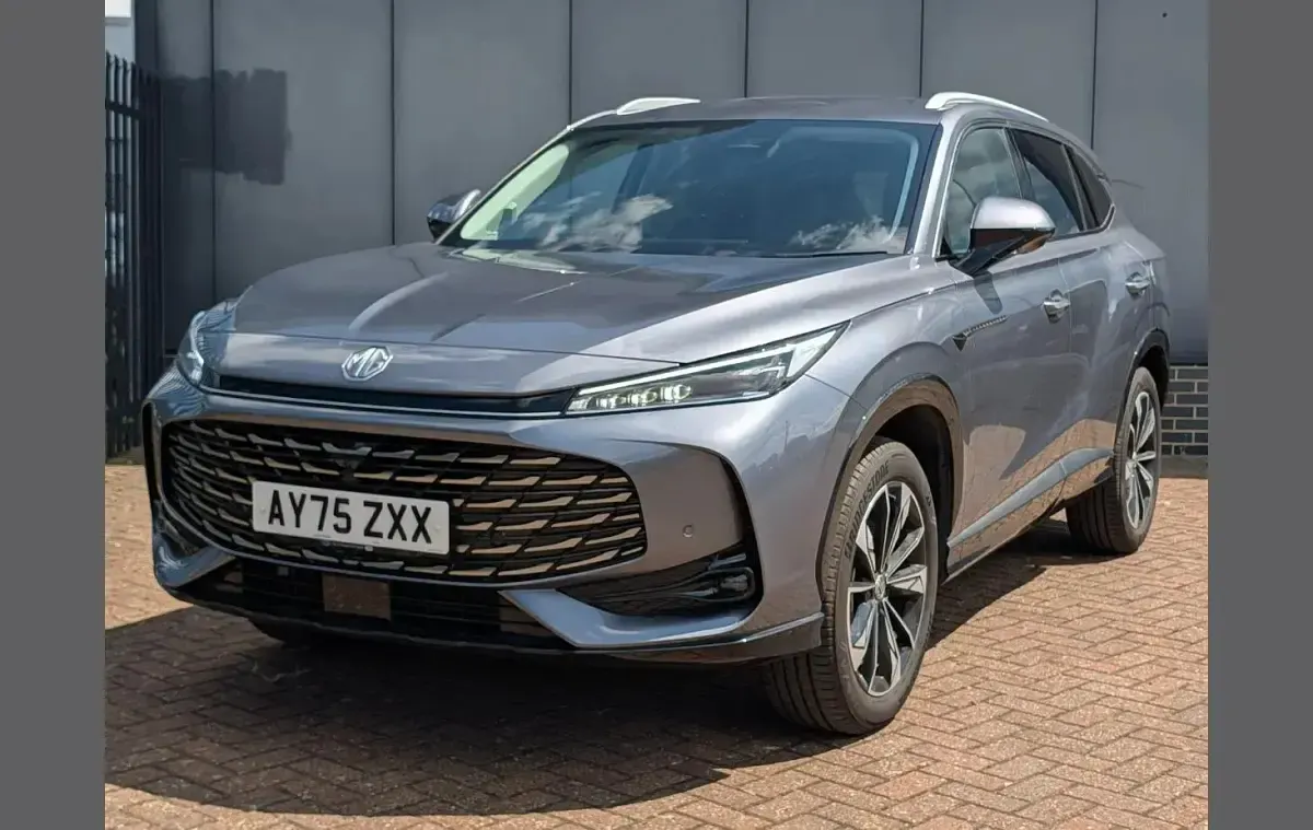 Used MG HS Trophy 221 HP (162 kW) 2025 Grey SUV